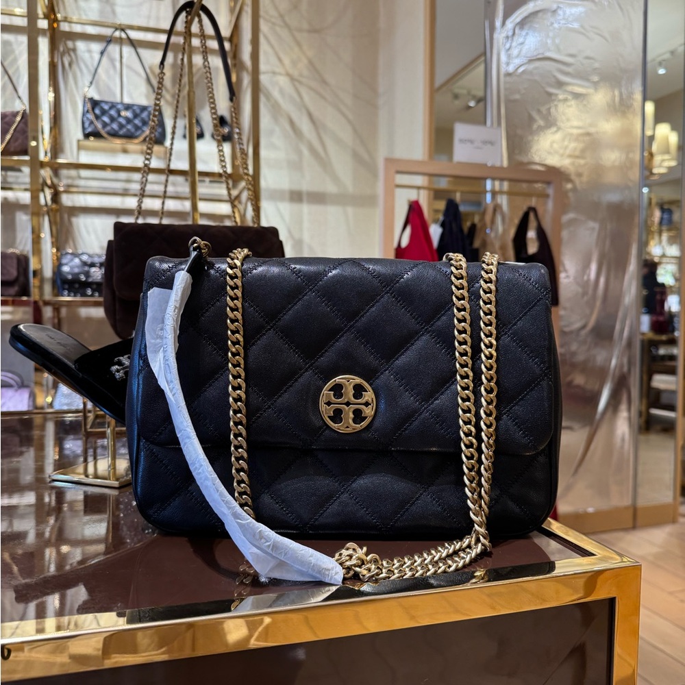 NWT Tory Burch 148244 Willa Flap Adjustable Shoulder Bag Quilted Leather Black
